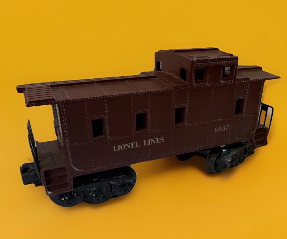Lionel Lionel Lines 6037 O Gauge Brown Caboose 3-Rail AC Analog 1:48 Plastic
